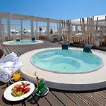 Tramonto Luxury With Private Swimming Pool Apartment