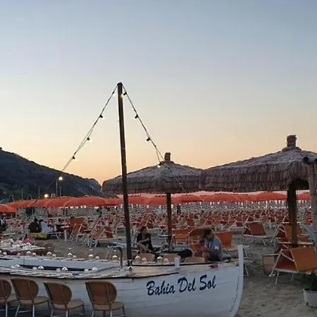 Tramonto Luxury With Private Swimming Pool Apartamento Pésaro